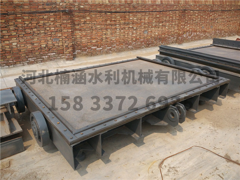 鋼閘門(mén)裝車(chē)發(fā)貨